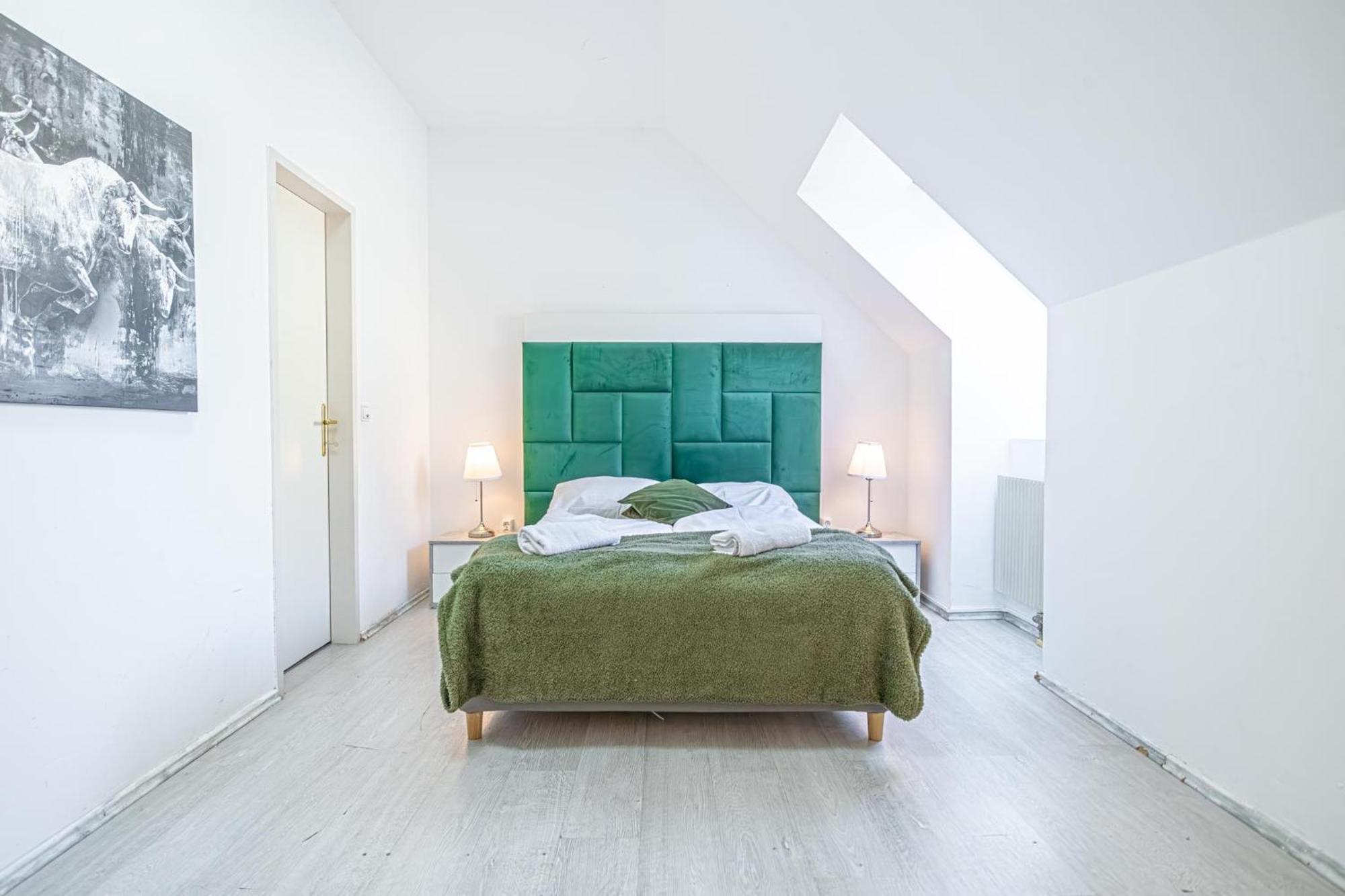 Homely 3br Apt.- Perfect For Families And Groups Wenen